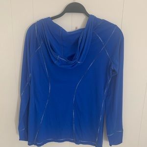 EUC  Calvin Klein knit shirt - size L -bright blue